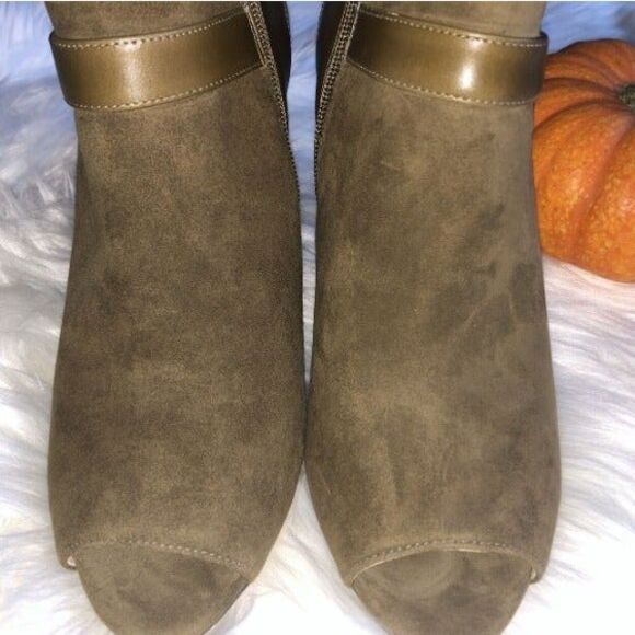 Marc Fisher Shimmee Open Toe Bootie 8M - Picture 3 of 7